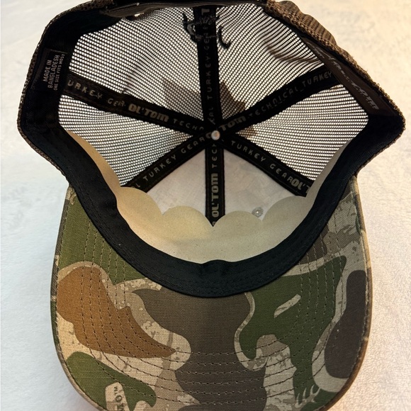 NWT Drake Camo Mesh Back Turkey Hunting Ol' Tom Logo Cap - Picture 5 of 7